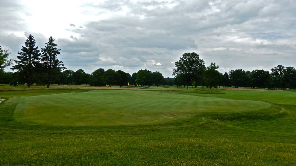 One Golfer's Travels Barton Hills Country Club, Ann Arbor, Michigan Golf Course Review